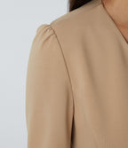 Blazer tailleur ajusté à col rond, manches longues avec boutons décoratifs