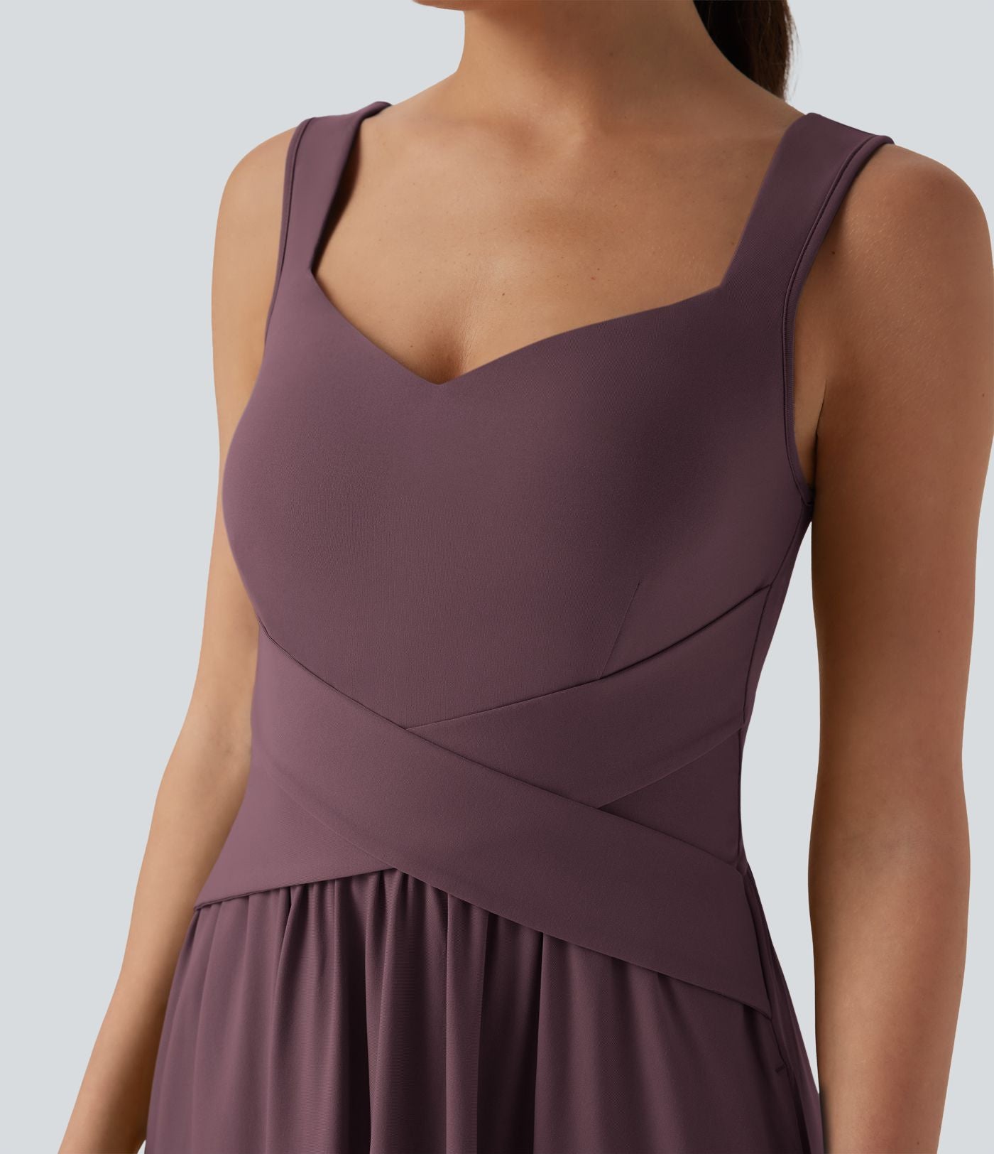 Robe maxi fluide dos nu, avec brassière intégrée et poches
