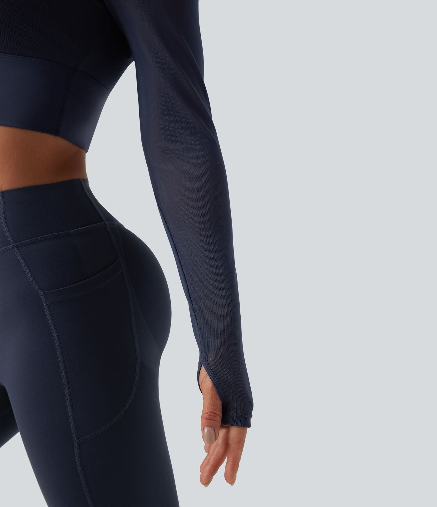Haut de sport yoga cropped 2-en-1 manches longues mesh contrastant à trous pouces