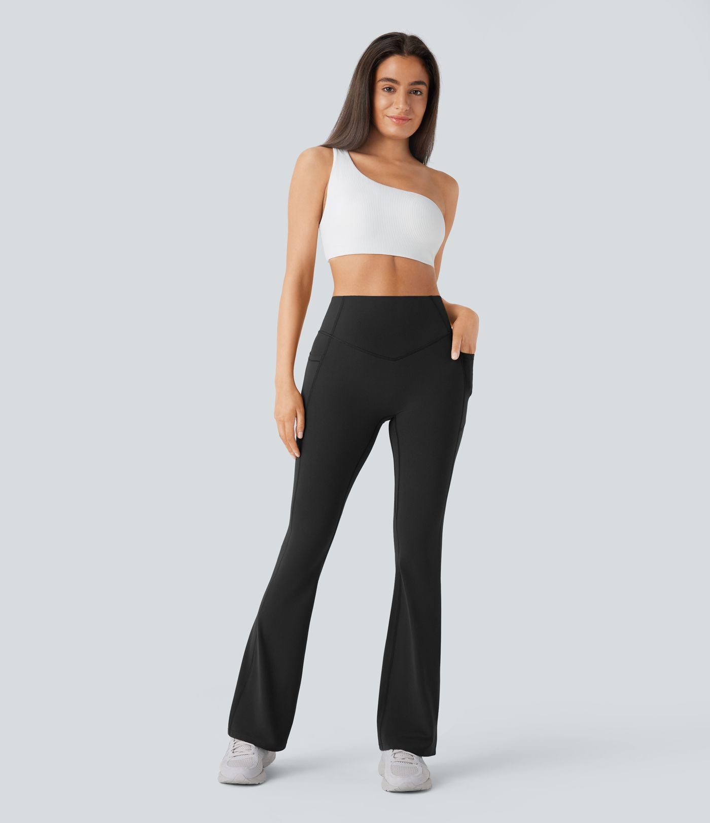 Pantalon de yoga à coupe bootcut gainant galbant taille haute avec effet scrunch et poches Halara UltraSculpt™
