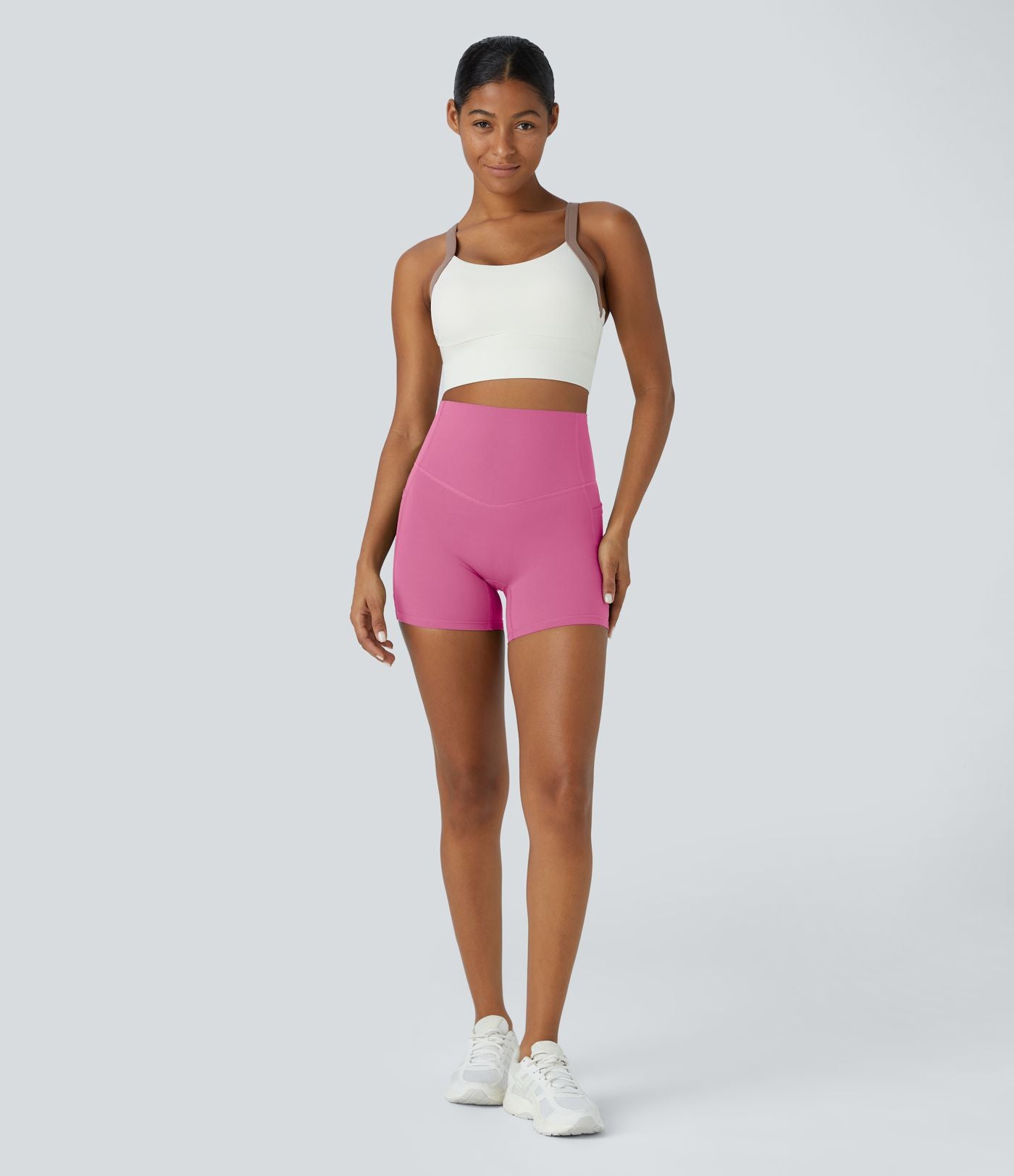 Short cycliste d'entraînement gainant taille haute UltraSculpt™ SoCinched à poches latérales 12,5 cm
