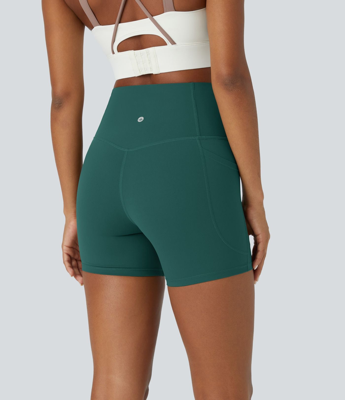 Short cycliste d'entraînement gainant taille haute UltraSculpt™ SoCinched à poches latérales 12,5 cm