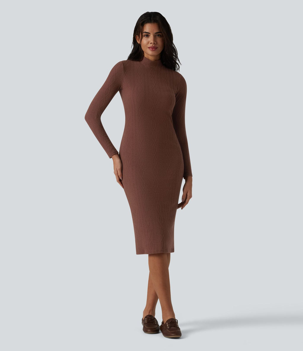 Robe midi moulante tailleur à col montant et manches longues en maille torsadée