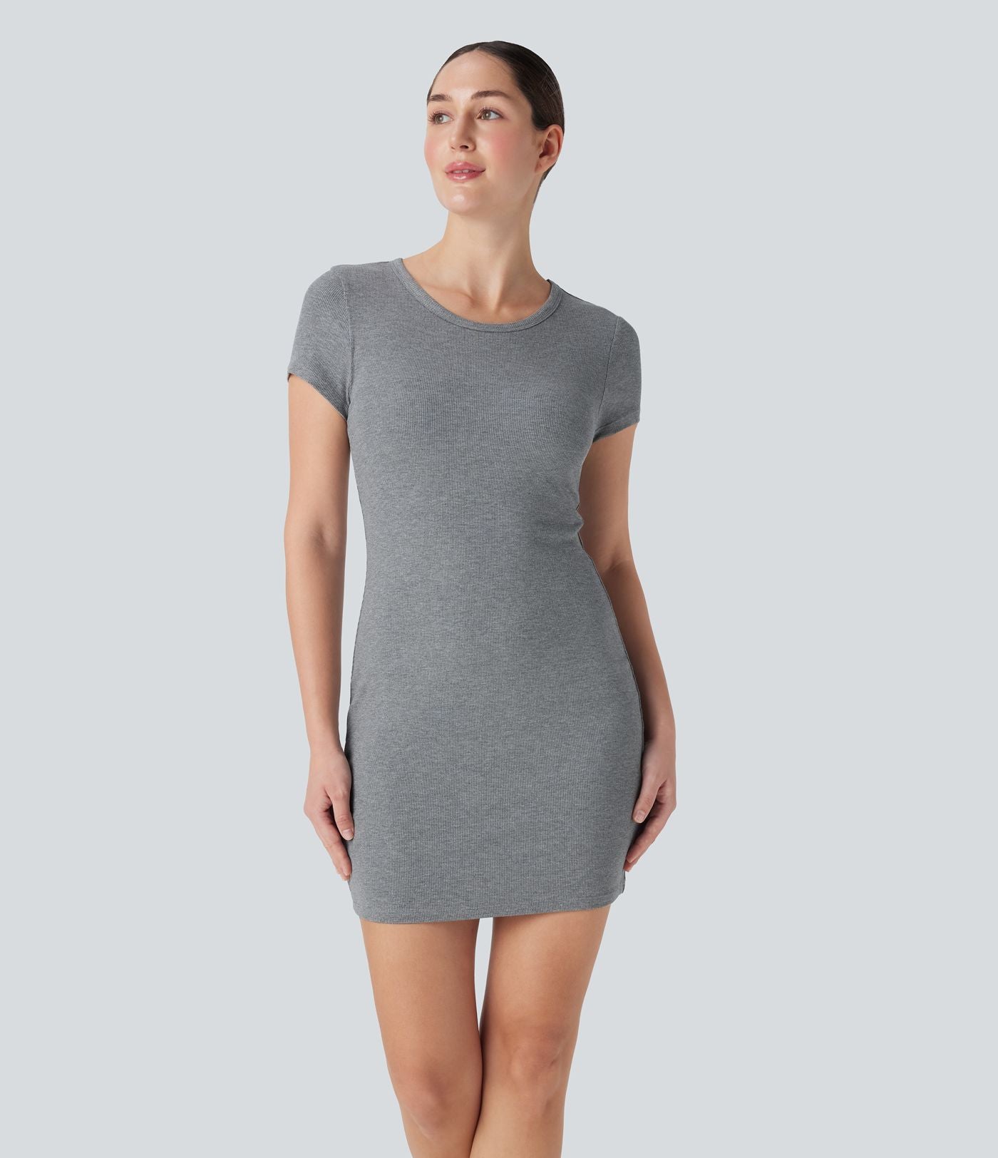 Robe active de yoga mini moulante côtelée avec soutien-gorge intégré