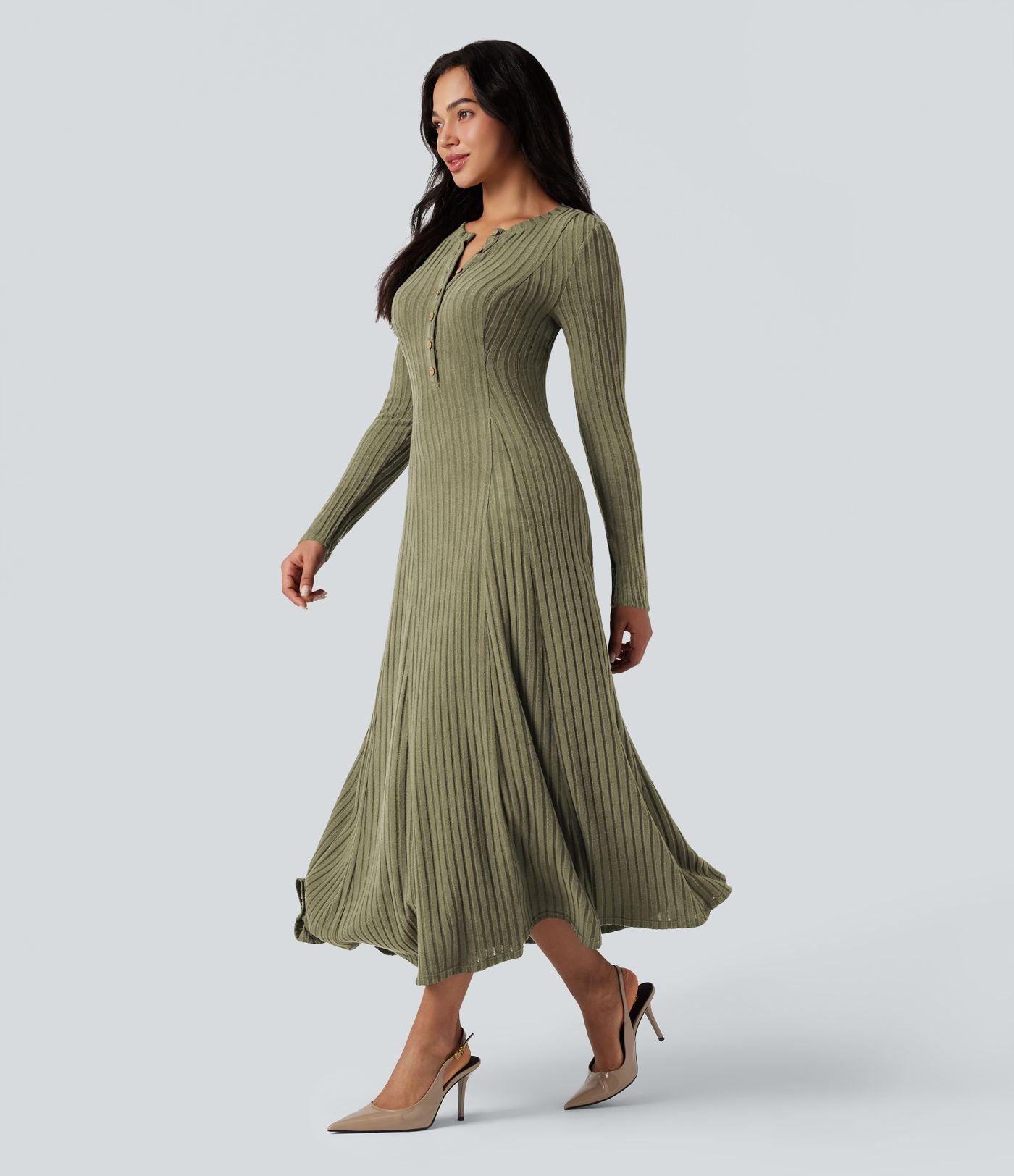 Robe longue fluide maille côtelée col henley manches longues