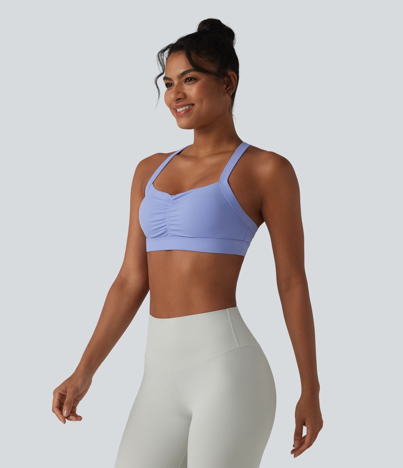 Brassière de sport de yoga froncée soutien-gorge intégré maintien léger