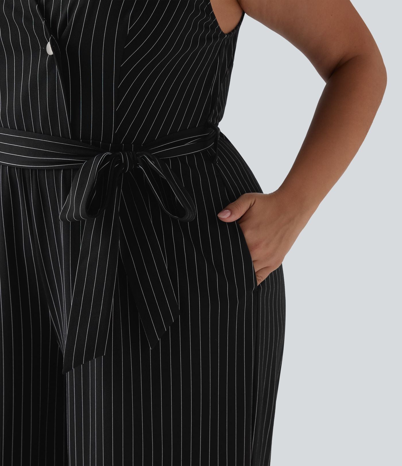 Combinaison grande taille col V sans manches ceinturée à rayures effet frais InstantCool avec poches, accès facile Easy Peasy