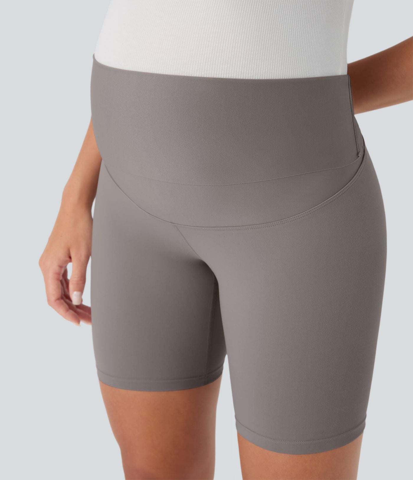 Short cycliste de yoga de maternité Softlyzero™ à taille super haute 17,5 cm-UPF50+