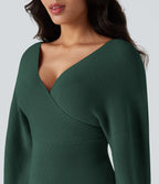 Pull col V manches chauve-souris longues à découpes