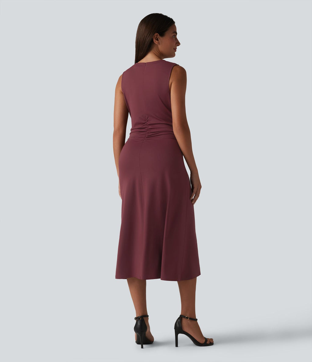 Robe décontractée moulante mi-longue col cheminée sans manches avec fermeture éclair invisible froncée et fente