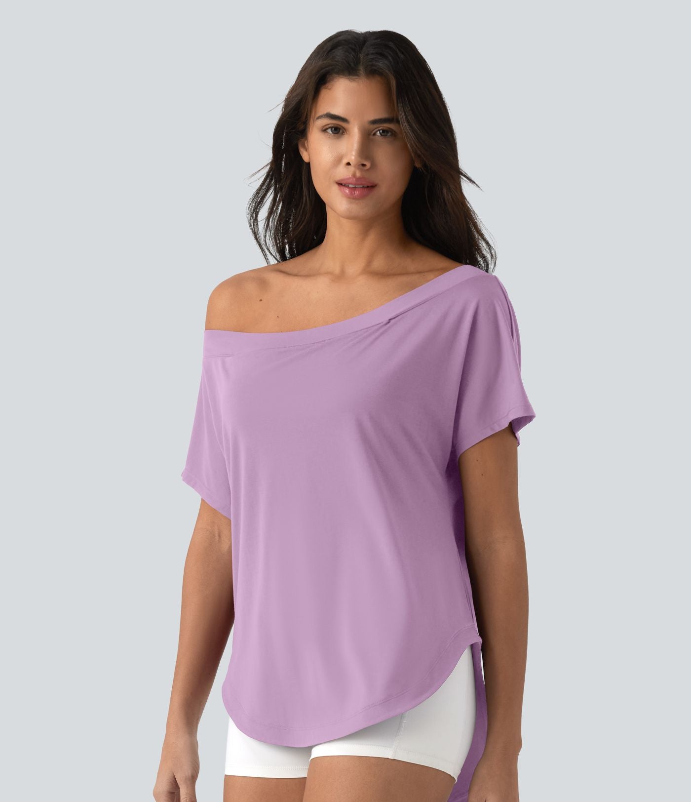 Top de sport yoga asymétrique à épaule dénudée manches courtes ourlet arrondi et coupe asymétrique à séchage rapide – Soutien-gorge intégré