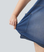 Salopette-short délavée grande taille en Jean Halara Flex™ Denim à col V avec ourlets retroussés et poches