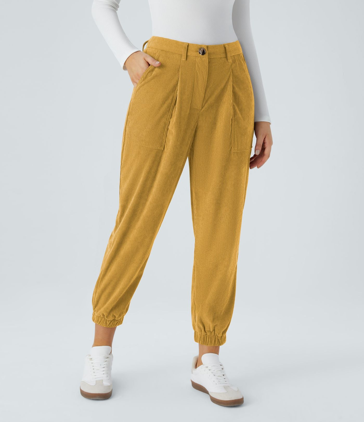 Pantalon décontracté en velours côtelé avec taille mi-haute, boutons et fermeture éclair