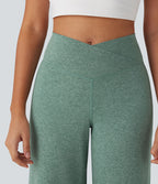 Pantalon de yoga à jambe large avec taille haute croisée et poche arrière
