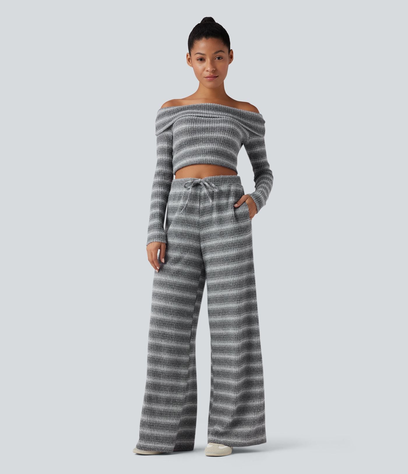 Pantalon large gaufré taille mi-haute avec cordon de serrage, rayures dégradées et poches