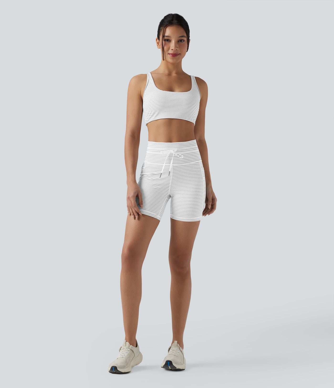 Short cycliste de yoga taille haute à rayures avec cordon de serrage 12,5 cm et poches