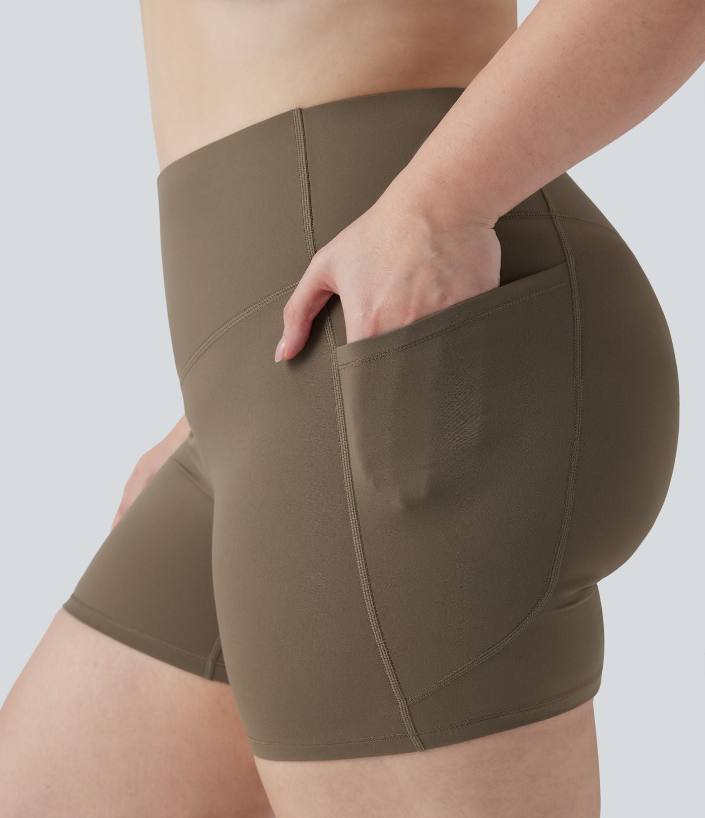 Short cycliste grande taille Halara UltraSculpt™ 12,5 cm taille haute effet push-up gainant sculptant avec poches