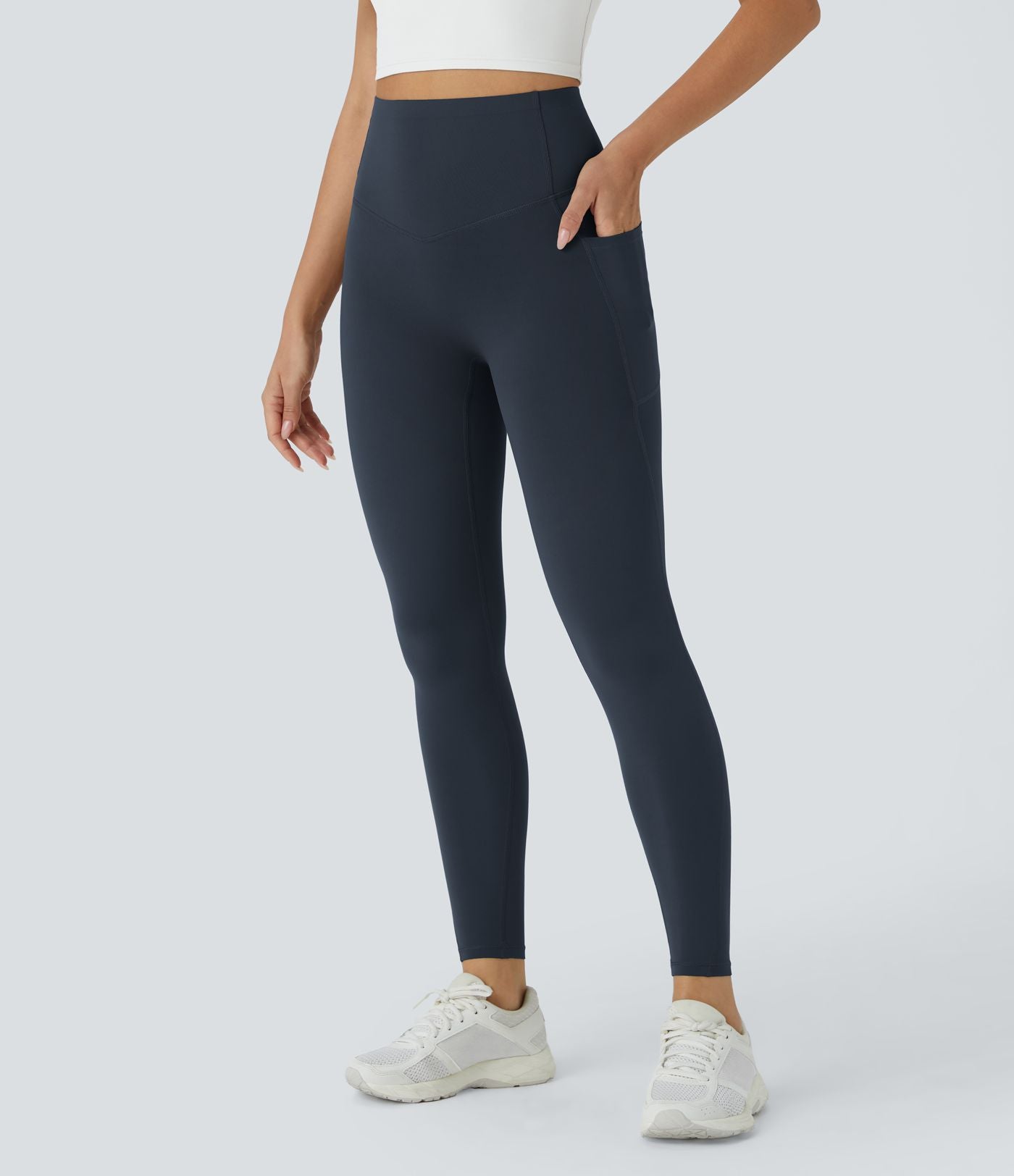 Legging d'entraînement gainant galbant taille haute avec poches Halara UltraSculpt™
