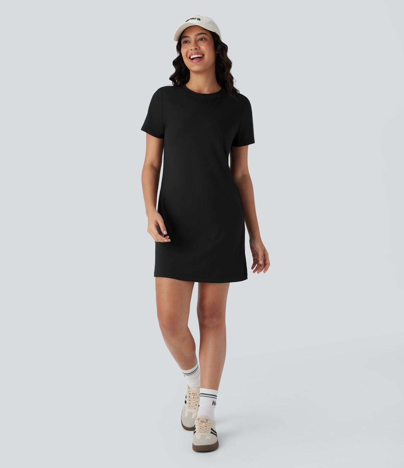 Robe tee-shirt mini décontractée unie col rond à manches courtes