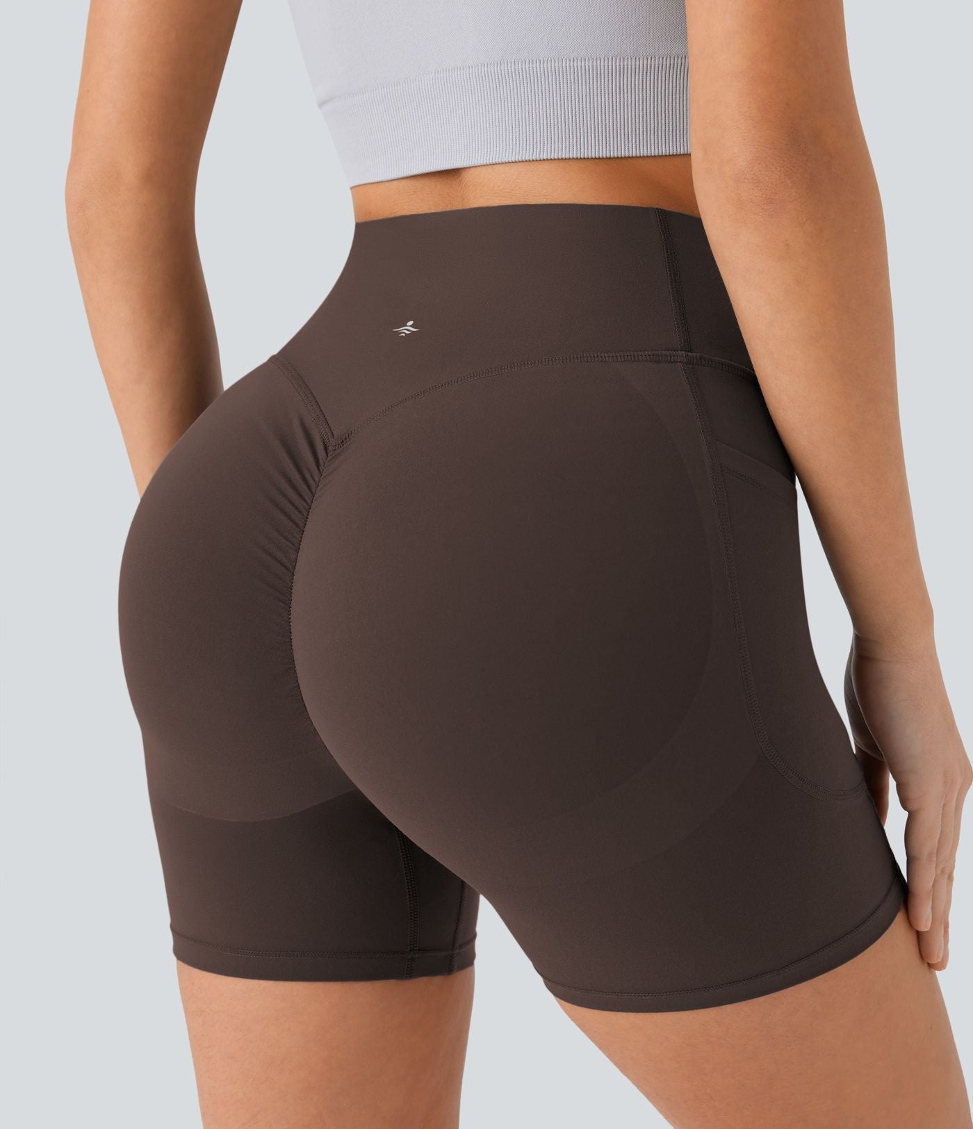 Short cycliste 12,5 cm d'entraînement gainant galbant taille haute avec effet scrunch et poches Halara UltraSculpt™