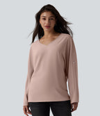 Blouse esprit bureau défroissage facile, col V et manches longues