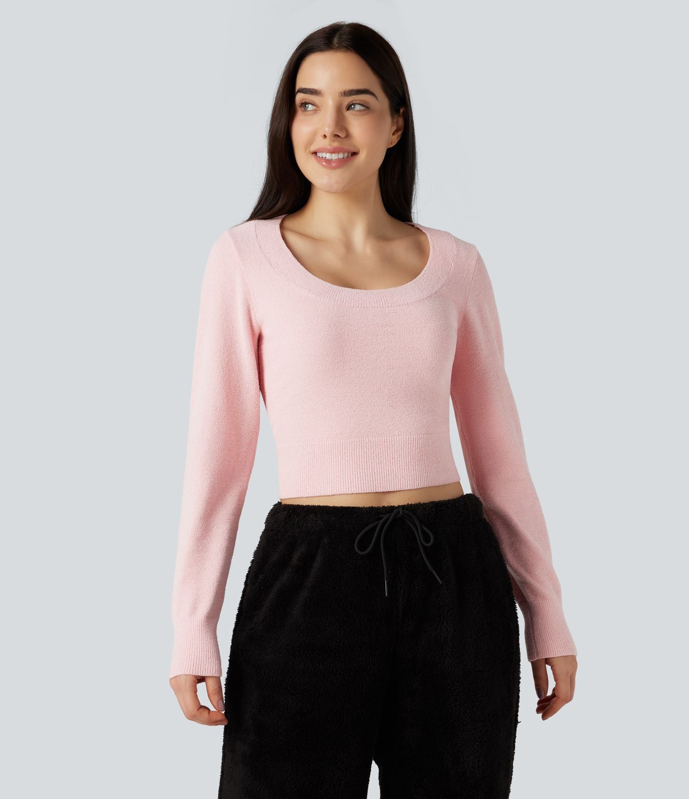 Pull court col U manches longues