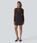 Robe courte rayée col en V bretelles ajustables à boutons