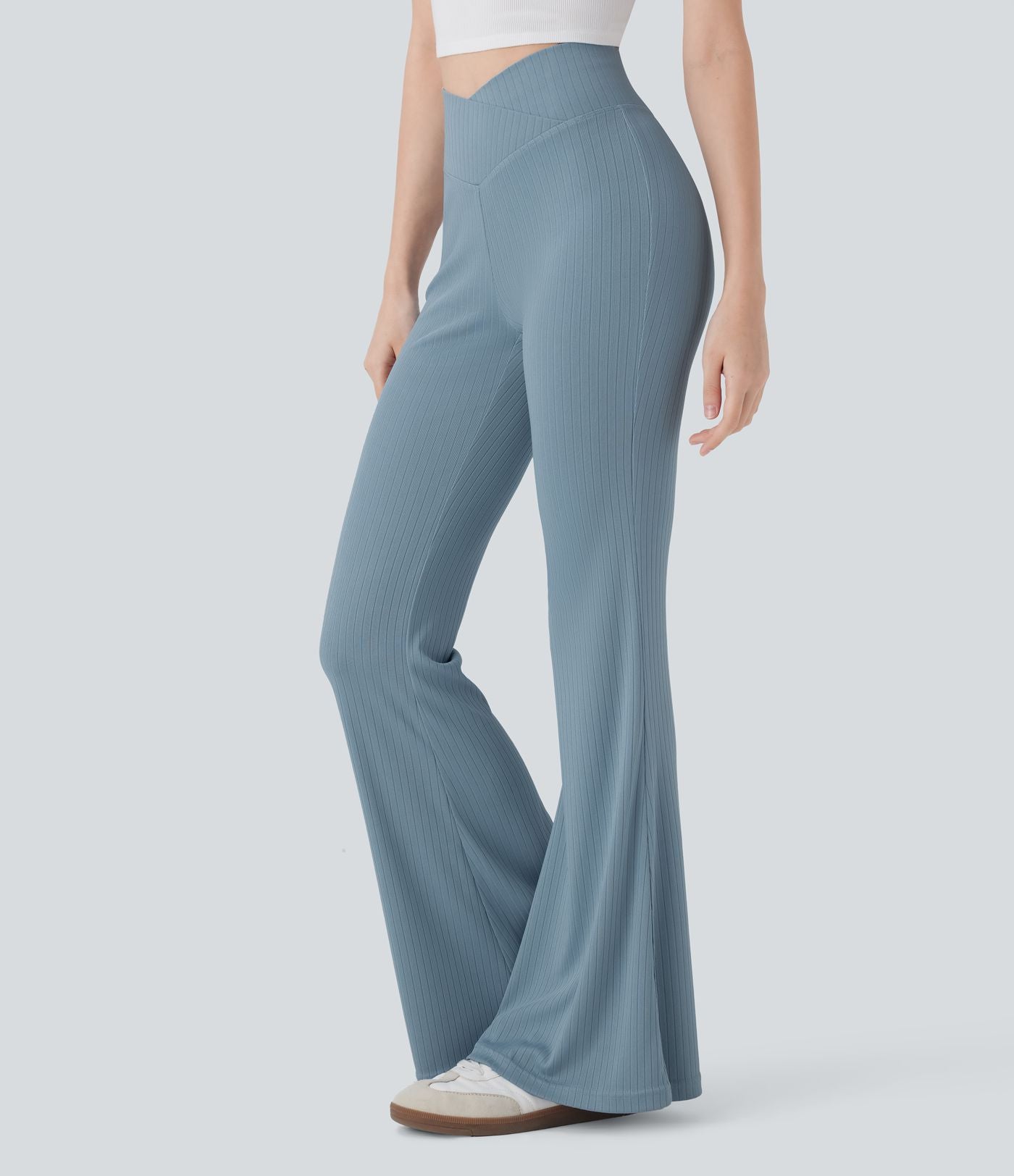 Pantalon large fluide côtelé à taille haute croisée avec poche arrière