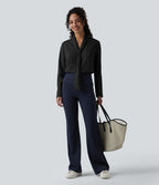 Blouse esprit bureau défroissage facile, col V, manches longues et lien à nouer
