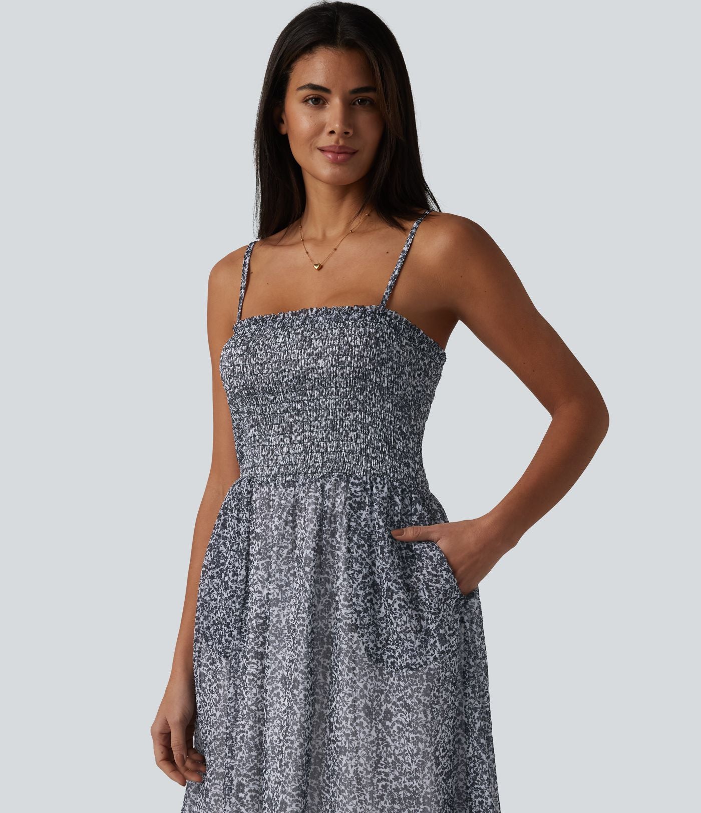 Robe nuisette midi casual fluide en mousseline à imprimé floral, fronces et bretelles réglables avec poches