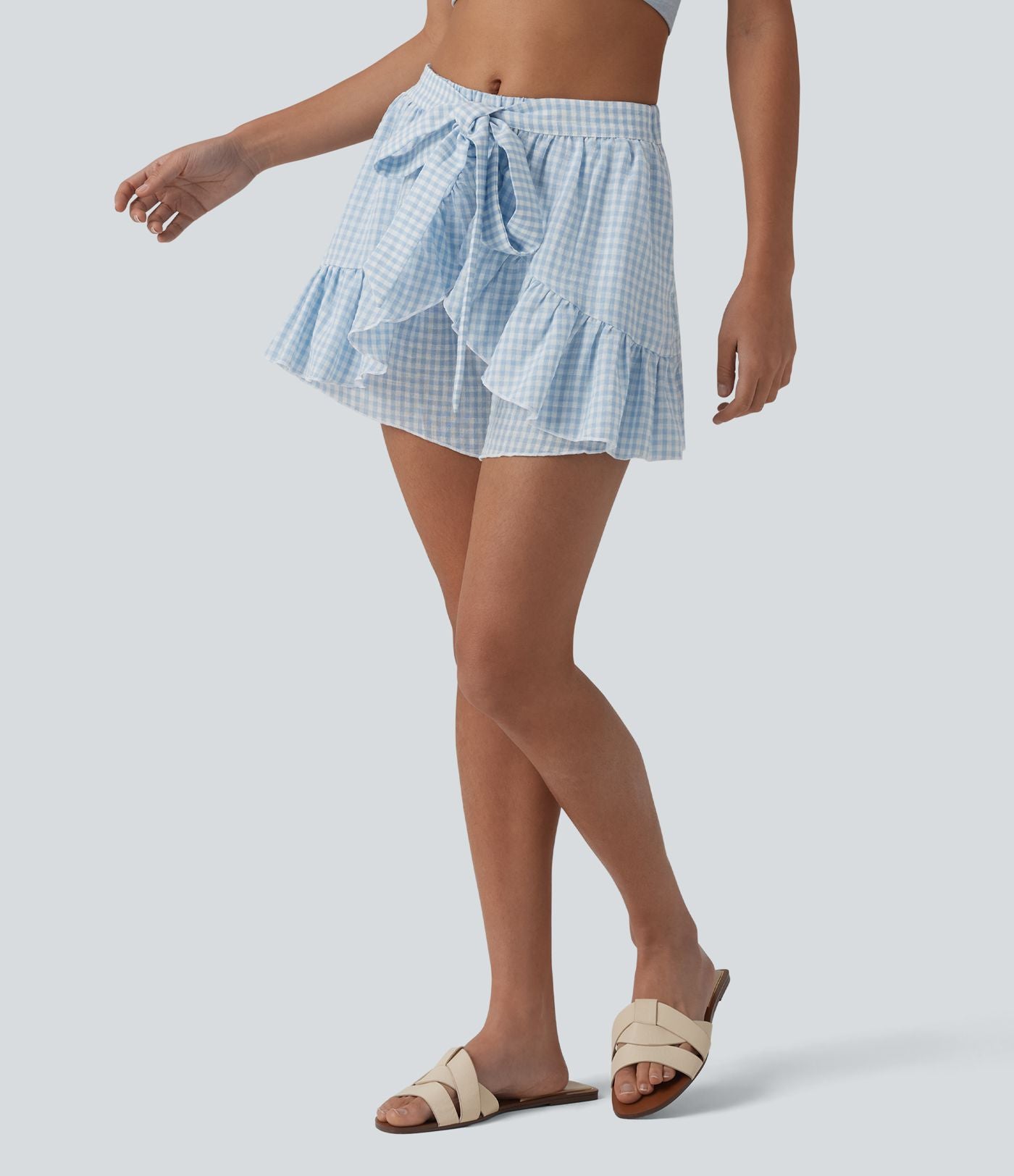 Short resort à volants en vichy aspect lin taille mi-haute avec nœud frontal et poches