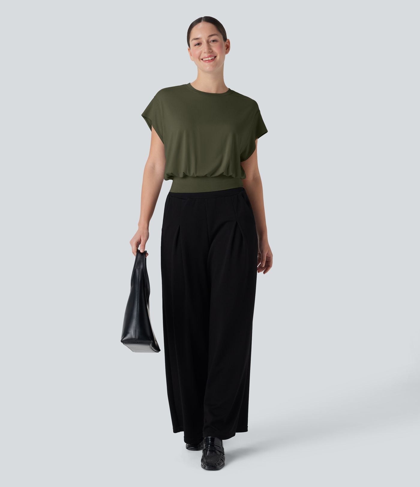 T-shirt de travail à col rond et manches chauve-souris courtes