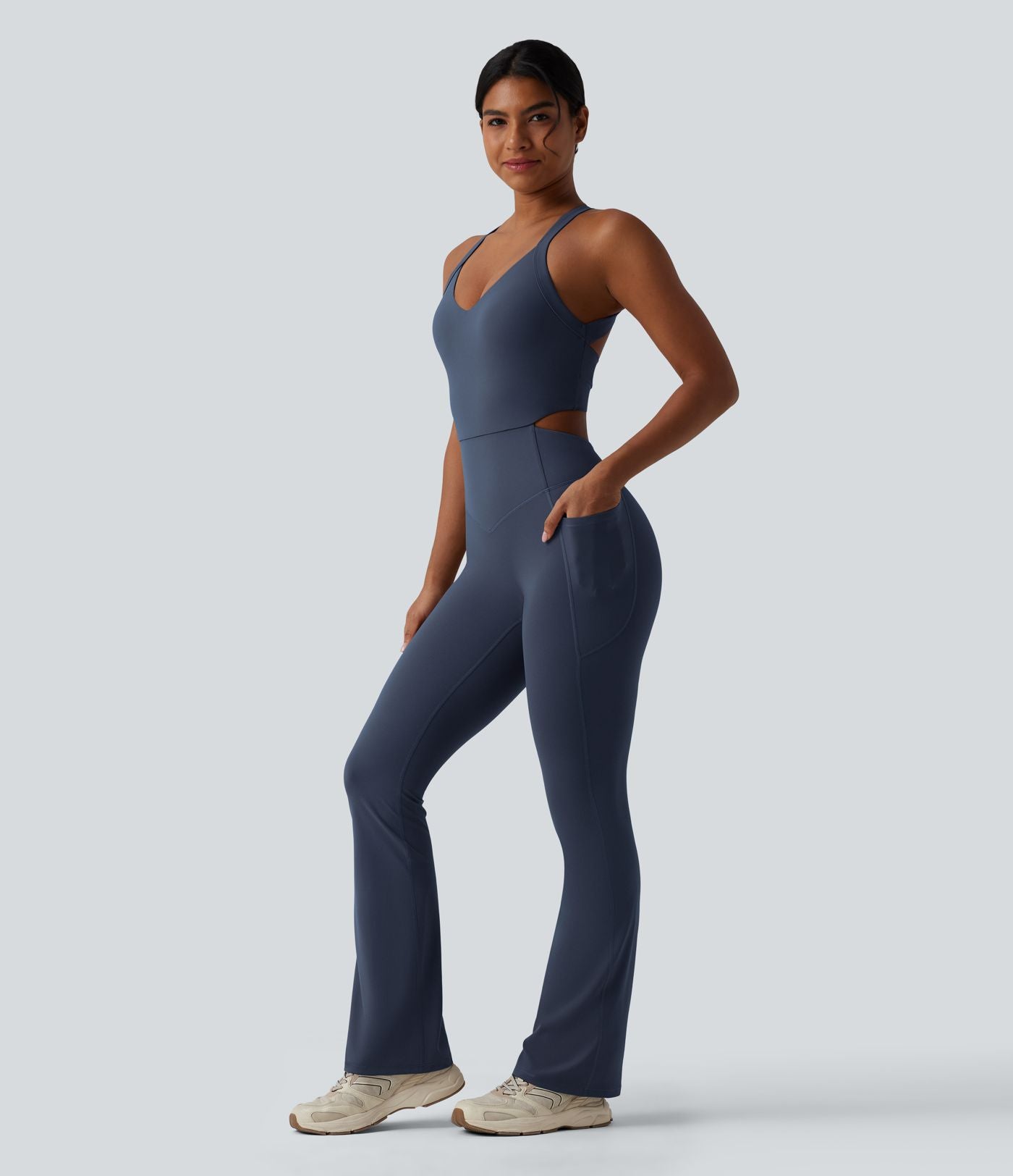 Combinaison bootcut d'entraînement gainante Halara UltraSculpt™ avec poches - Édition Easy Peasy