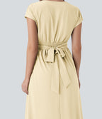 Robe midi Breezeful™ col V manches courtes à liens dans le dos séchage rapide avec poches latérales