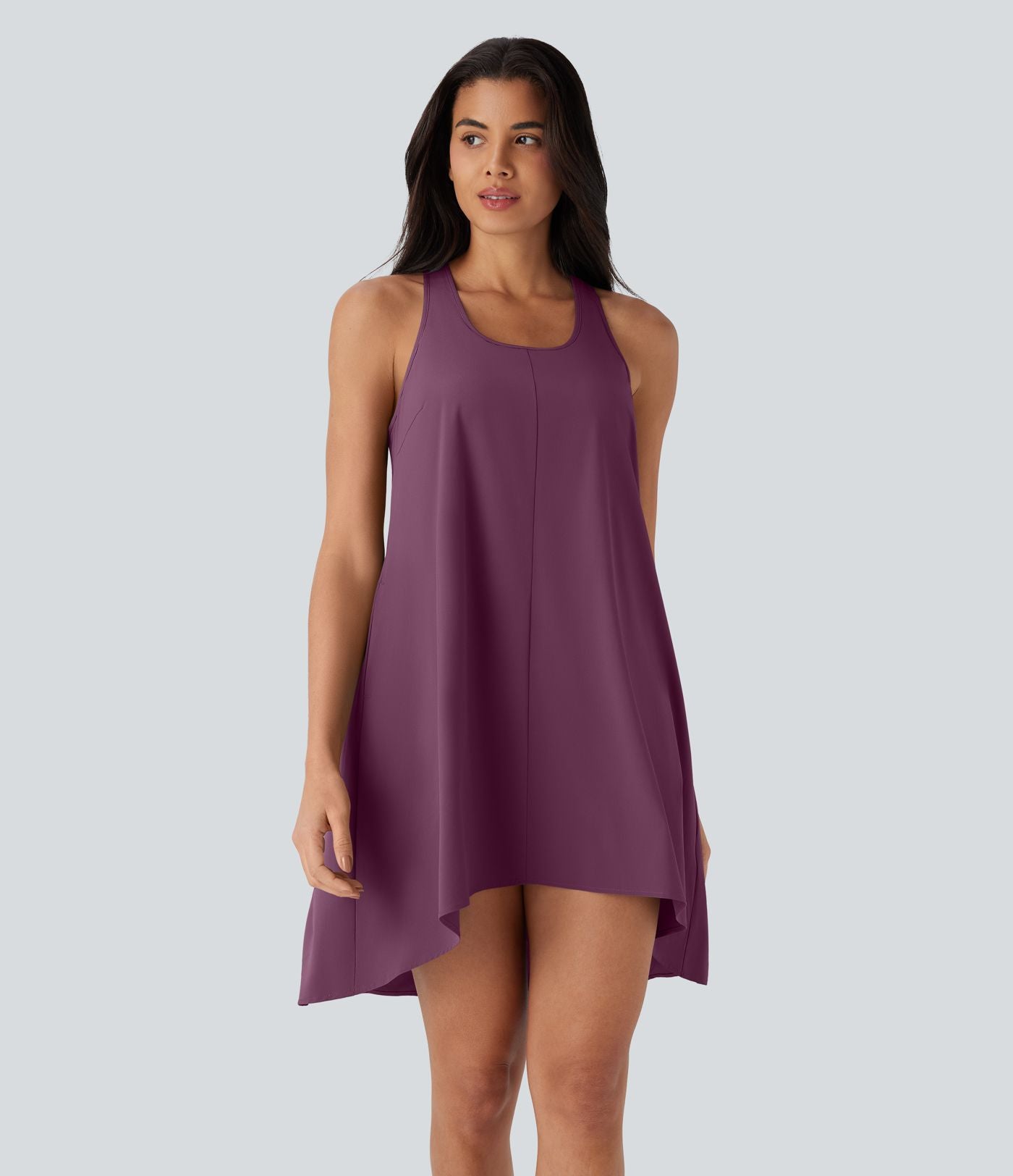 Robe décontractée mini fluide Breezeful™ à dos nageur, poches latérales, ourlet asymétrique et séchage rapide