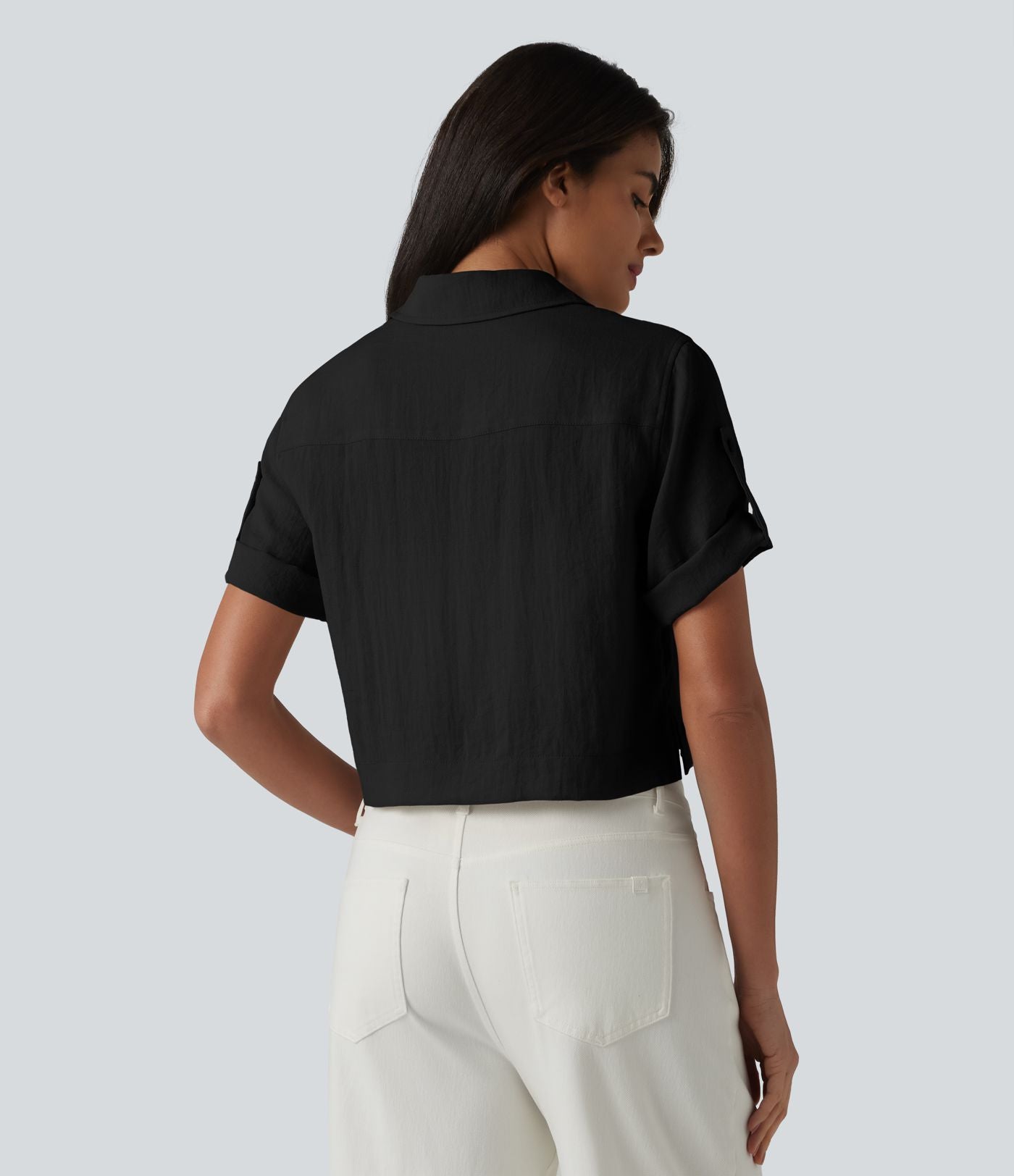 Chemise courte col classique manches courtes retroussées en mélange lin avec poches