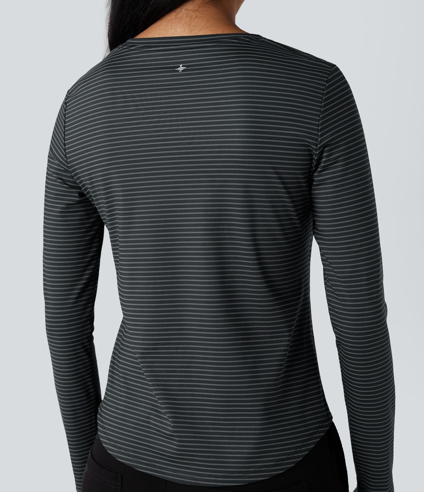 Top de sport yoga rayé ourlet arrondi col rond manches longues