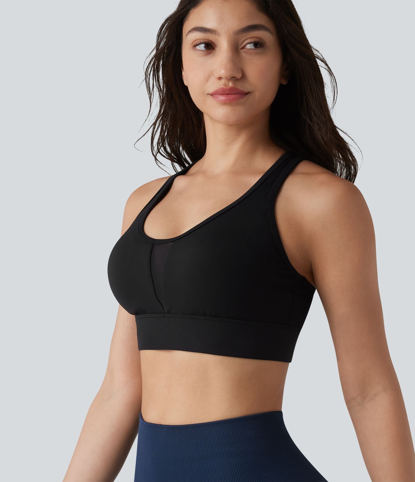 Halara UltraSculpt™ Brassière de sport d'entraînement maintien modéré, dos nageur avec boucle ajustable et mesh respirant