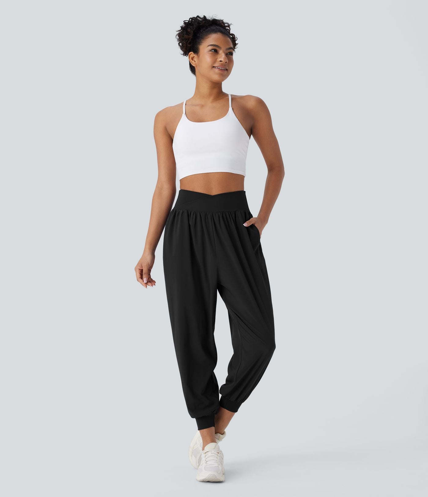 Pantalon de yoga croisé taille haute à séchage rapide Breezeful™ avec poches latérales