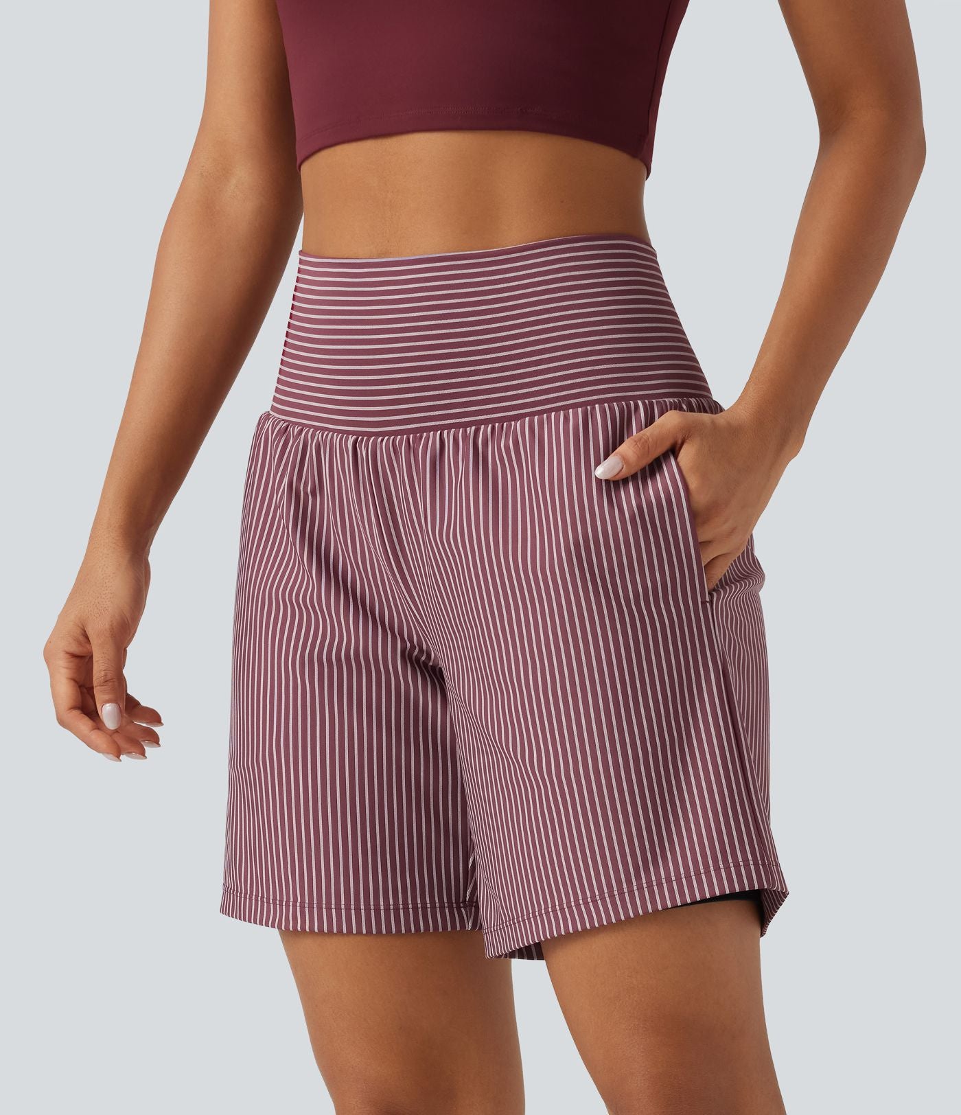 Short yoga 2-en-1 à rayures taille super haute 17,5 cm avec poches