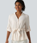 Chemise effet lin esprit bureau à revers, manches retroussées et lien à nouer