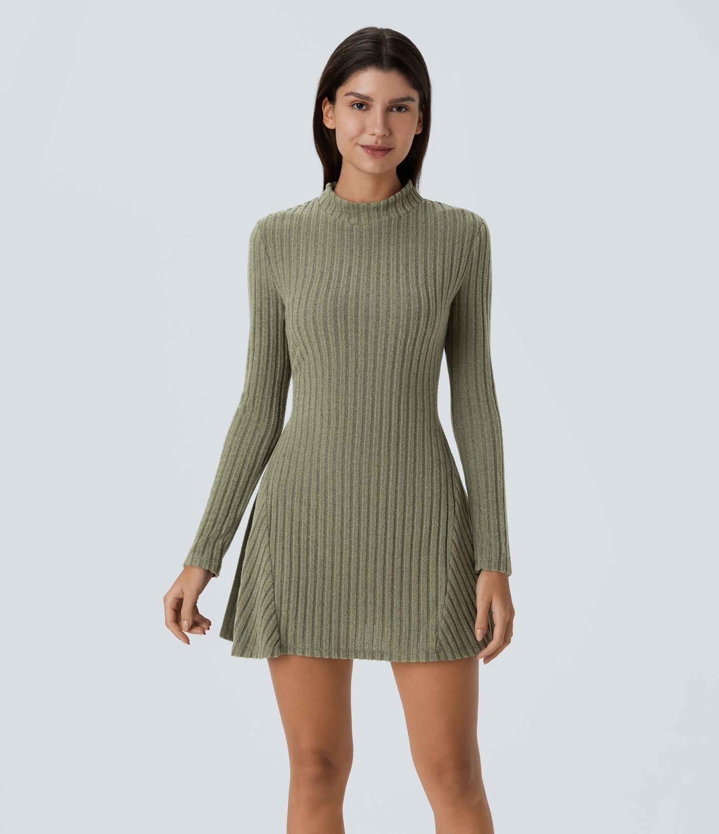 Robe de courte décontractée en maille côtelée à col montant et manches longues