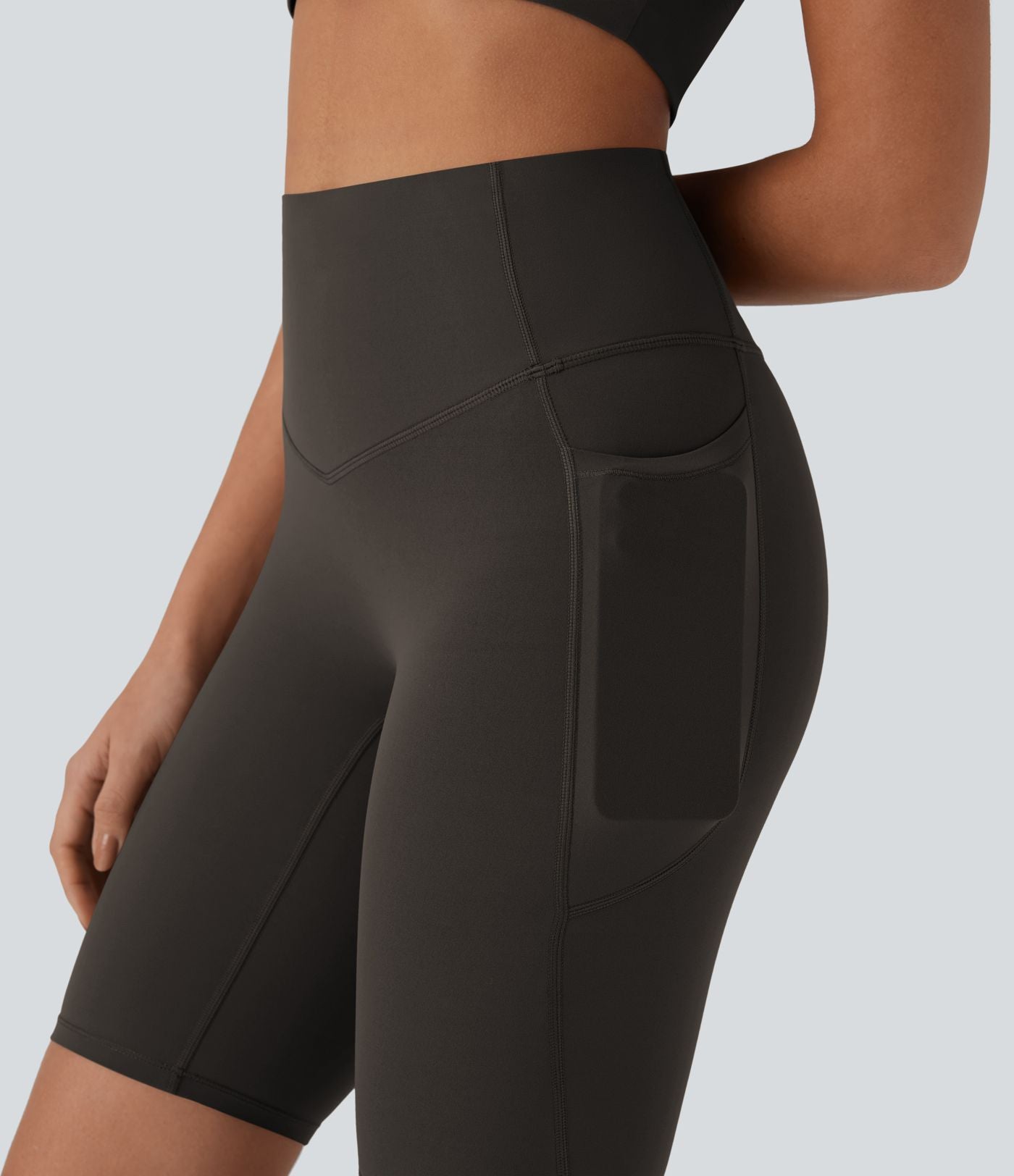 Short cycliste 22,8 cm d'entraînement gainant taille haute avec poches Halara UltraSculpt™