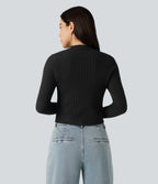Pull court col montant manches longues