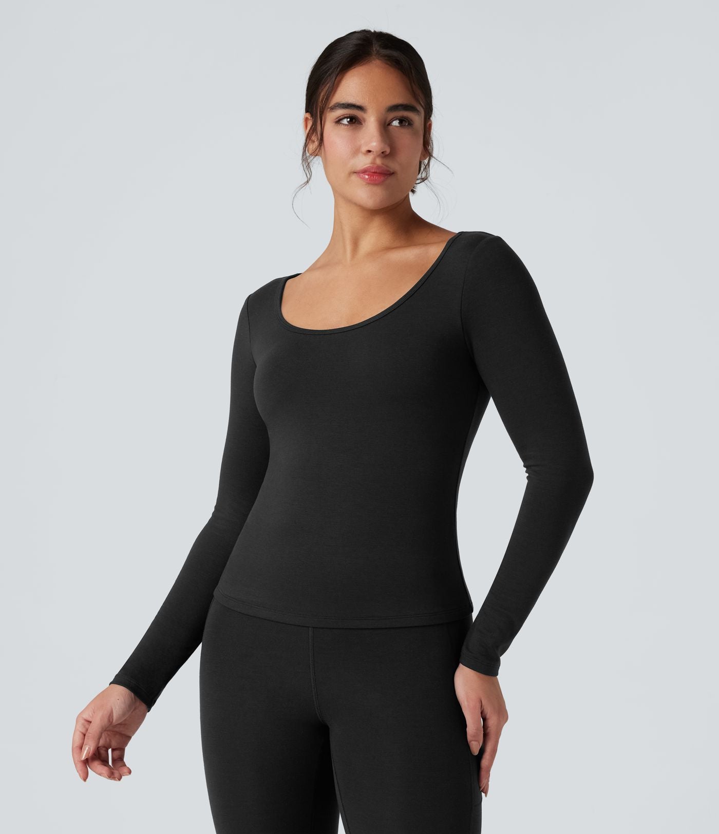 Haut chauffant décolleté rond à manches longues avec brassière intégrée Halara HeatCore
