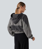 Sweat-shirt de sport patchwork à capuche avec cordon de serrage et manches longues