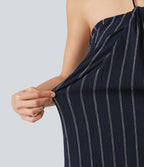 Robe micro-mini moulante à rayures col dos nu avec soutien-gorge intégré et dos à nouer