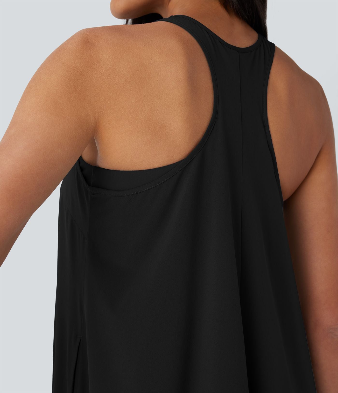 Robe décontractée mini fluide Breezeful™ à dos nageur, poches latérales, ourlet asymétrique et séchage rapide