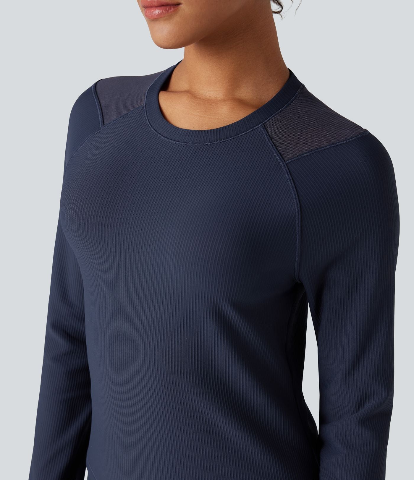 Top de sport yoga col rond manches raglan longues mesh contrastant