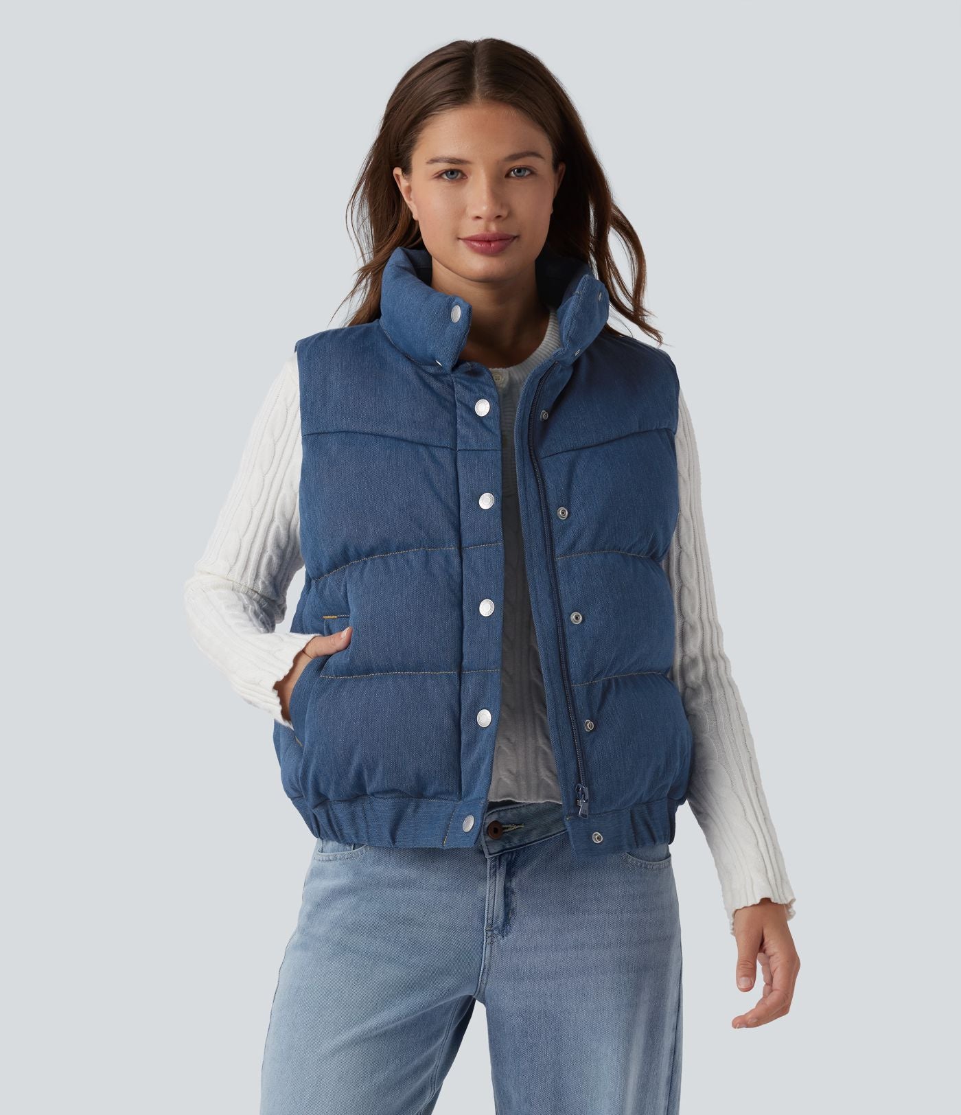Halara Flex™ Doudoune sans manches en denim à col montant avec poches